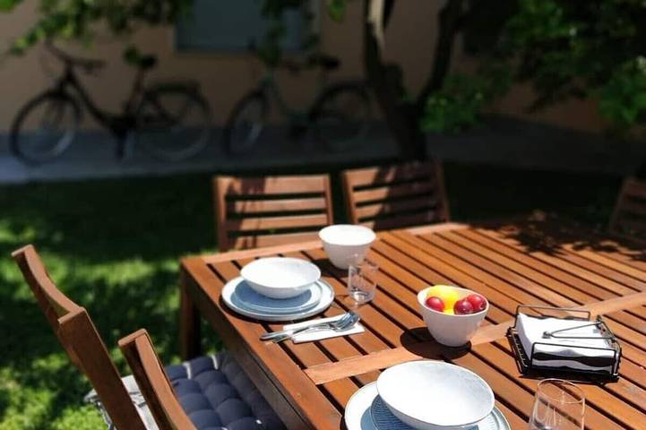 Villa pour 8 personnes, avec jardin - 1