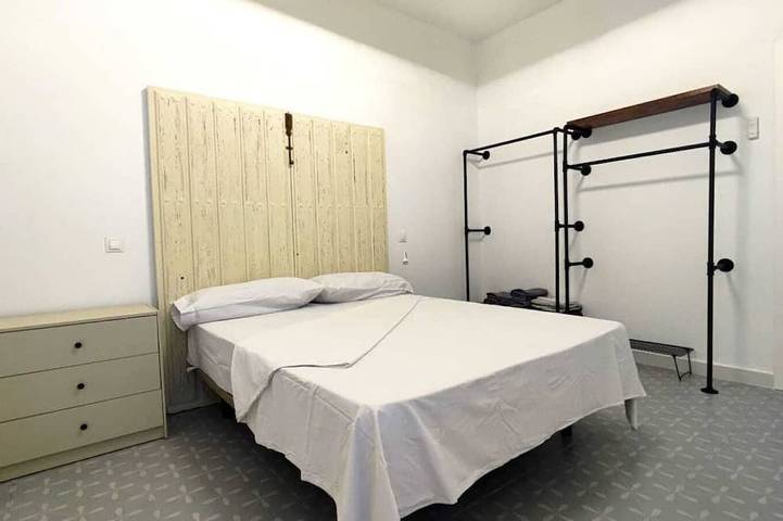 Appartamento intero, Mula 7 - Centrally Located Ground-Floor Apartment with Private Entrance in Talavera de la Reina, Provincia di Toledo
