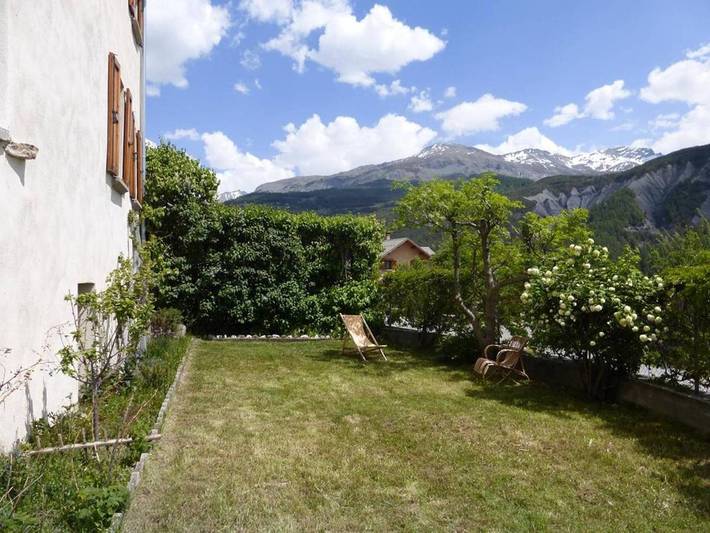 Location de vacances pour 16 personnes, avec Terrasse et Jardin à Faucon-de-Barcelonnette - 2