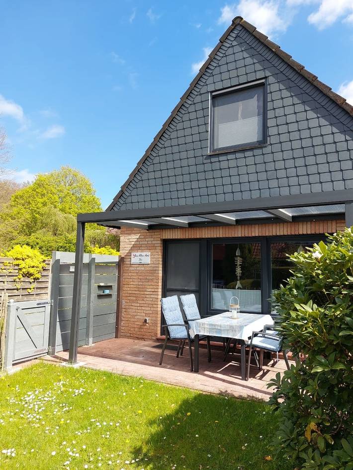 Ferienhaus für 4 Personen, mit Garten in Hage