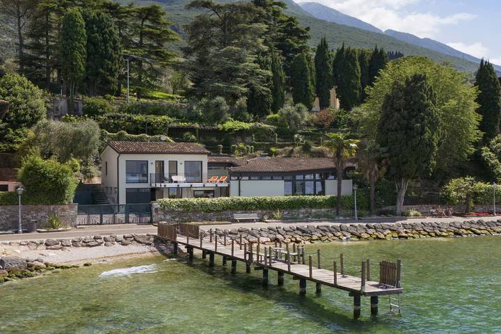 Villa für 7 Personen, mit Balkon und Terrasse sowie Garten in Malcesine