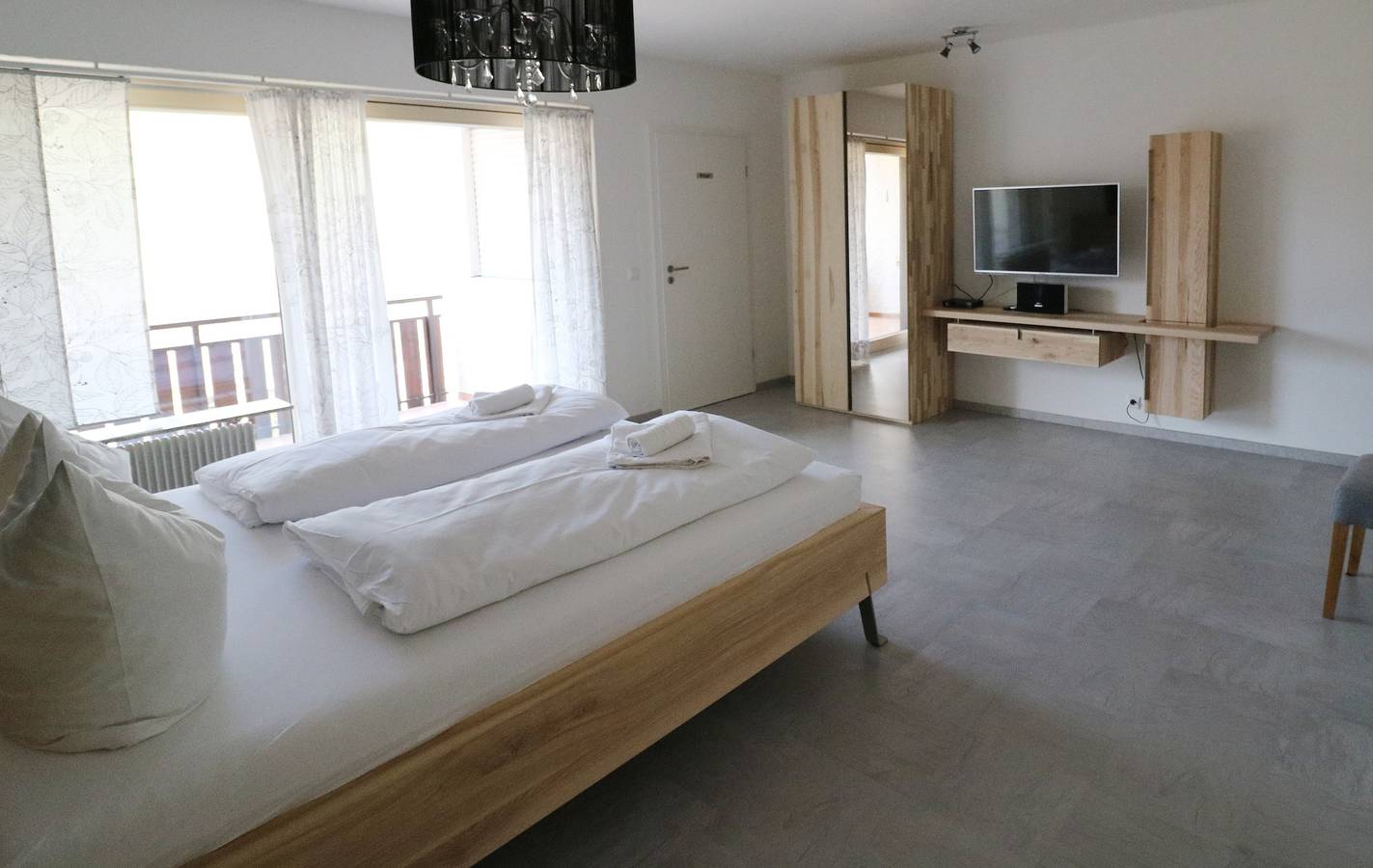 Ganze Ferienwohnung, Spechtsboden C4- hochwertige Ferienwohnung mit 2 Schlafzimmer in Todtnauberg- Ski In and ski out, Feldberg in Todtnauberg (Todtnau), Todtnau