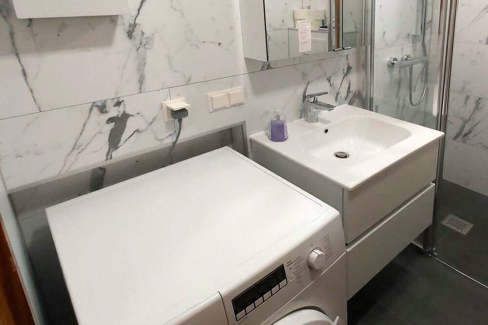 Ganze Wohnung, Moderne Wohnung in Pöls mit großer Terrasse in Rottenmanner und Wölzer Tauern, Pöls-Oberkurzheim
