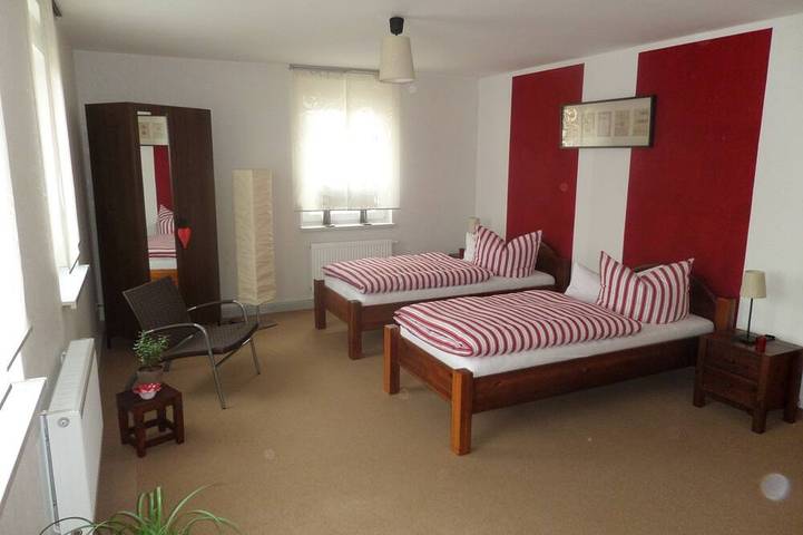 Ganze Wohnung, Ferienwohnung 1 barrierefreies Badezimmer in Elster (Elbe), Zahna-Elster