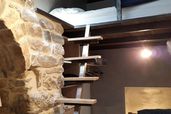 Location de vacances pour 8 personnes, avec jacuzzi et jardin, animaux acceptés à La Cresse - 2