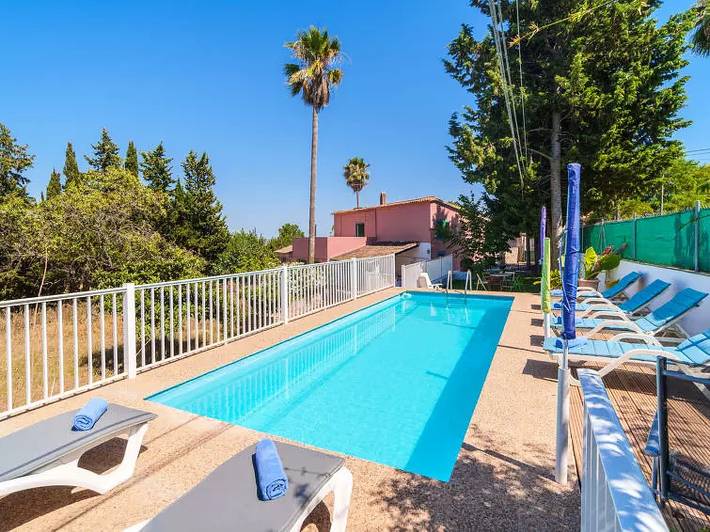 Ferienhaus für 8 Personen, mit Balkon und Garten sowie Pool in Establiments