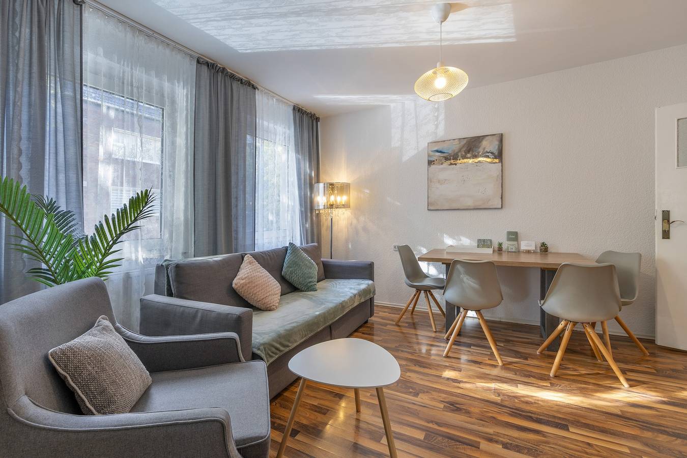 Entire apartment, Apartment "The Riverside Flat" with Balcony and Wi-Fi in Meiderich/Beeck, Duisburg