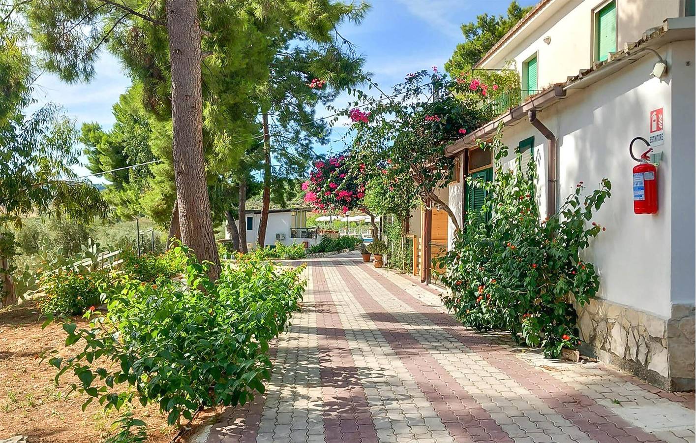 Apartamento vacacional entero, Encantador apartamento junto a la piscina a 2,5 km del centro de Chiesiola in Vieste, Gargano