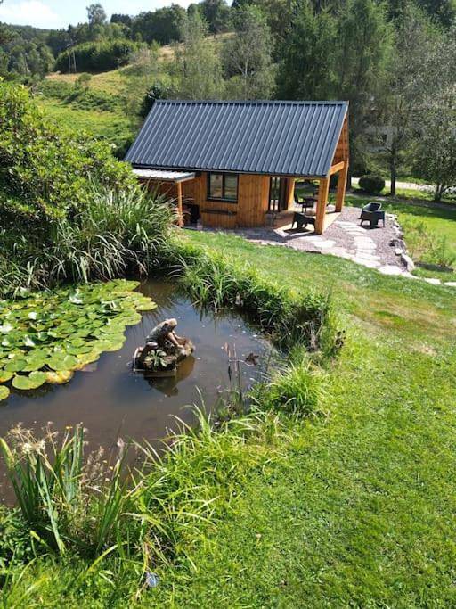 Gîte pour 4 personnes, avec vue sur le lac et jardin ainsi que terrasse et vue à Grandrupt - 3