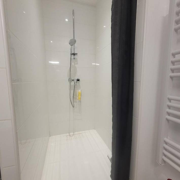Gîte pour 4 personnes, avec vue et balcon, animaux acceptés à Bessèges - 4
