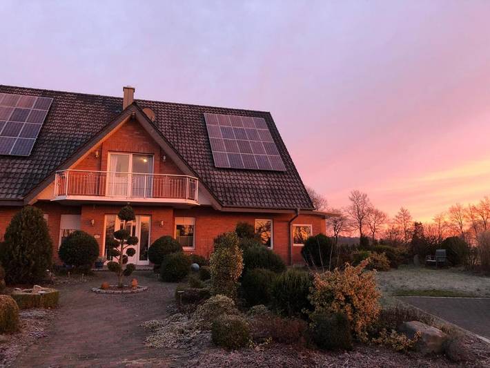 Ferienwohnung für 7 Personen, mit Terrasse und Garten sowie Ausblick