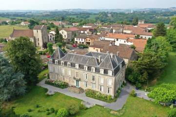 Gîte pour 2 personnes, avec piscine et jardin à Hastingues
