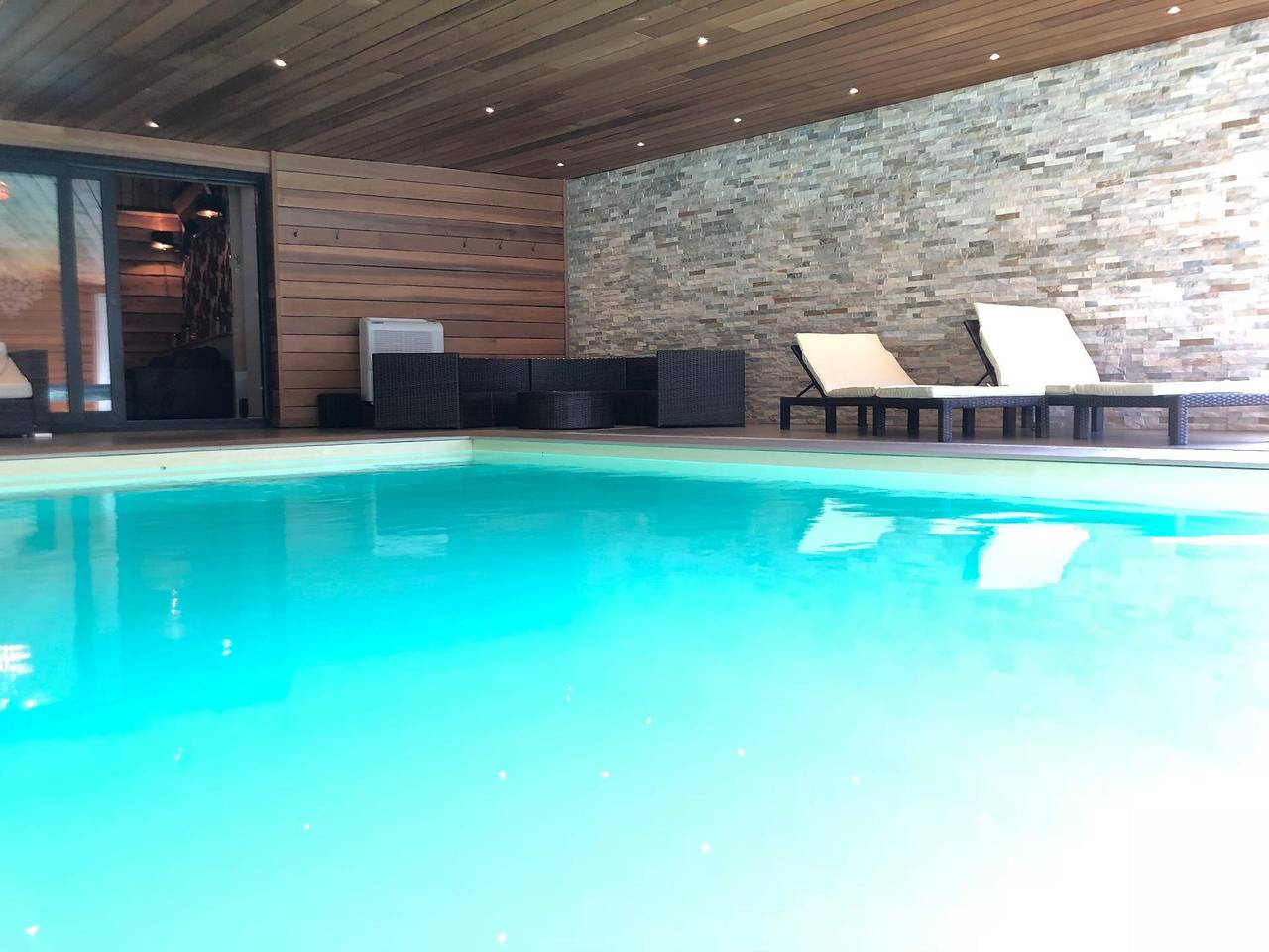 Holiday house with private pool for 8 persons  + 1 child approx. 300 qm in Stavelot, Wallonia (Spa-Francorchamps and the surrounding area) in Petit Coo, Stavelot