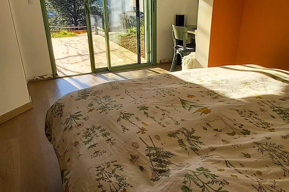 Villa with private pool in the countryside 3 km from Montpellier, beautiful view (city/sea) in Grabels, Montpellier region