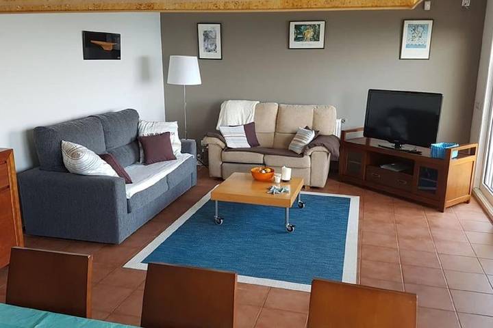 Casa rural para 6 personas, con vistas y jardín además de terraza y piscina en Llansá - 4