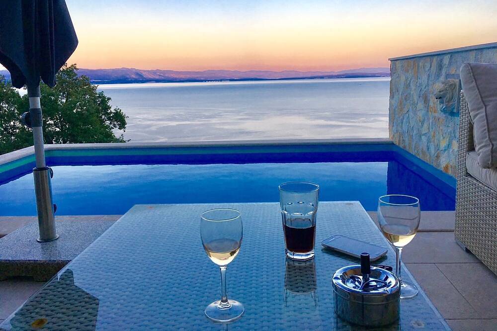Ganze Wohnung, Villa Sabine Medveja - Besonders schönes Studio-Appartement mit Panoramablick in Medveja, Opatija Riviera