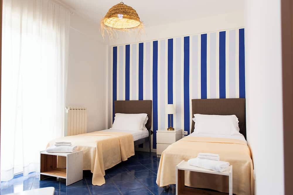 Ganze Wohnung, Familienapartment • Salerno • Kostenloses W-Lan • Kostenloses Parken • Entspannen Sie in der Natur in Salerno, Tyrrhenische Küste Kampanien