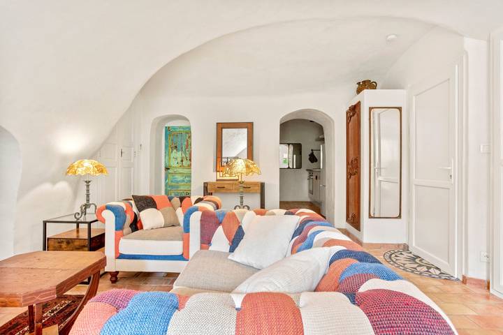 Appartement 'Gîte De Charme' met Uitzicht op de Bergen, Wi-Fi en Airconditioning in Méounes-lès-Montrieux, Middellandse Zeekust (Frankrijk)