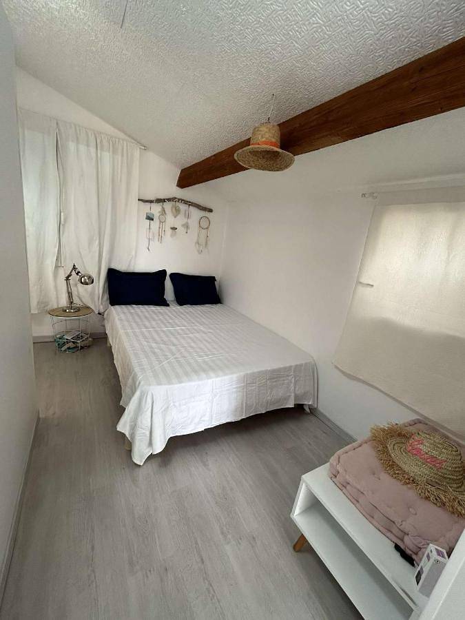 Maison d’hôte pour 2 personnes, avec terrasse à Le Cailar