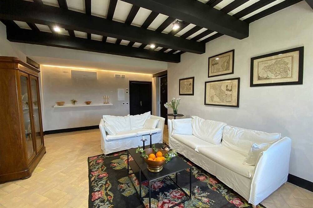 Apartamento entero, San Claudio Apartment - Welcoming, Comfort and Relaxation in Nature in Macerata, Provincia de Macerata