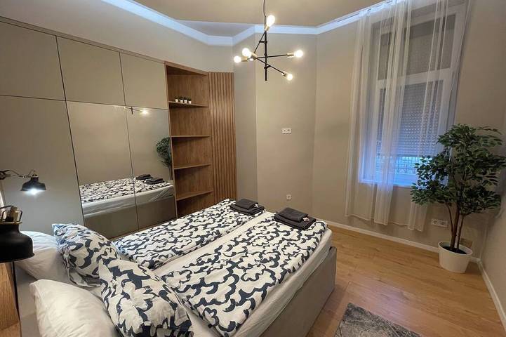Ganze Wohnung, City Center 4! Modern and cozy 3br in city center! in Budapest, Danube-Ipoly National Park
