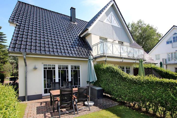 Ferienhaus für 4 Personen, mit Terrasse und Sauna sowie Garten - 1