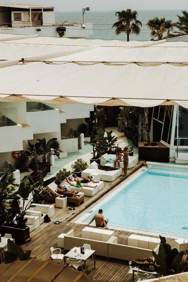 Location de vacances pour 2 personnes, avec balcon et piscine dans Playa d'en Bossa - 3