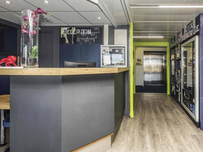 Hôtel pour 3 personnes, avec terrasse à Chaponnay - 3