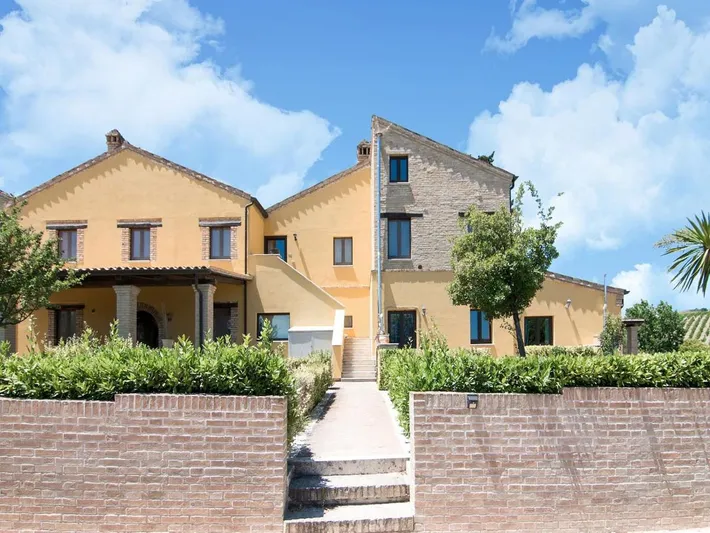 Appartamento vacanze per 5 persone, con piscina e terrazza nonché idromassaggio e giardino - 1