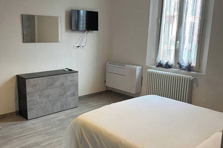 Ganze Wohnung, Suite Storchi - Apartment near downtown - A stone's throw from downtown in Modena, Modena Provinz