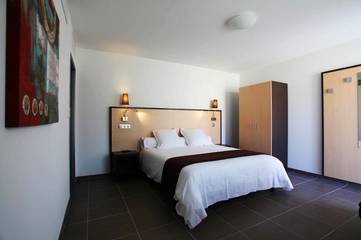 Hôtel pour 2 personnes, avec terrasse à Le Rove