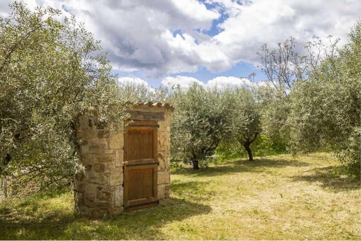 Location de vacances pour 13 personnes, avec jardin ainsi que piscine et vue à Les Assions - 4