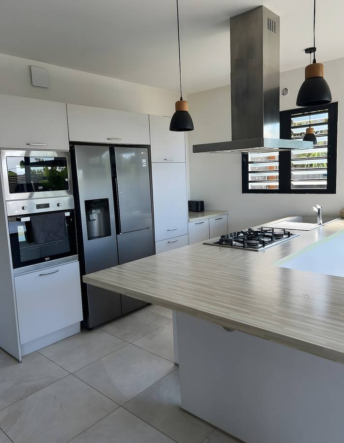 Villa « Chandelle » avec piscine privée, Wi-Fi et climatisation in Saint-Pierre (Réunion), Île de la Réunion