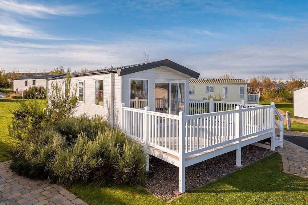 Glamping for 8 People in Edinburgh and Lothian