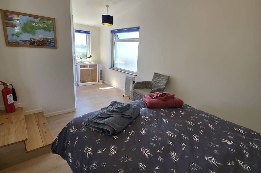 Downside Annexe, 1 bedroom and private parking near beach in Woolacombe, Devon