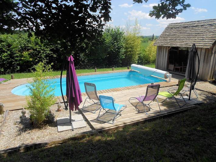 Gîte pour 4 personnes, avec jardin ainsi que terrasse et piscine à Martel - 2