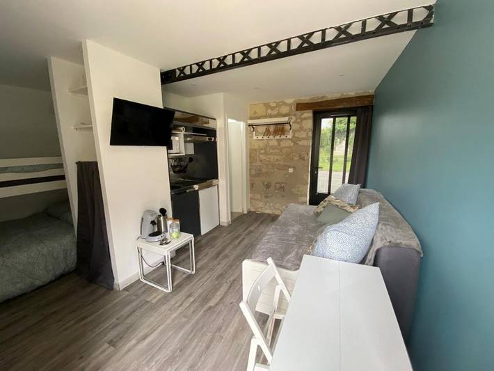 Gîte pour 5 personnes, avec Terrasse et Jardin à Huismes