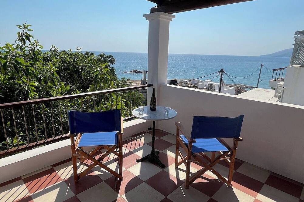Ganze Wohnung, Penthouse Studio Magazia Skyros in Skyros