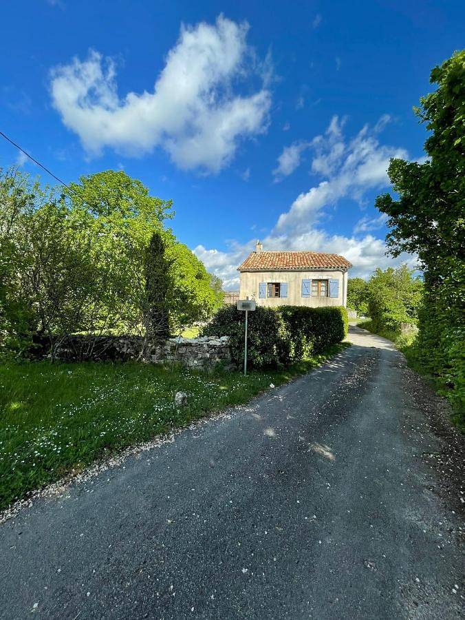 Appartement entier, Apartment - Ground Floor in Saint-Matré, Quercy