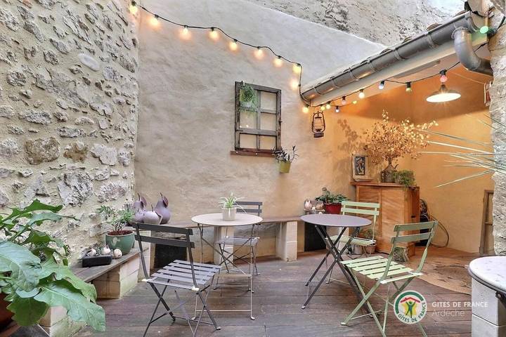 Chambre d’hôte pour 5 personnes, avec terrasse en Ardèche - 2