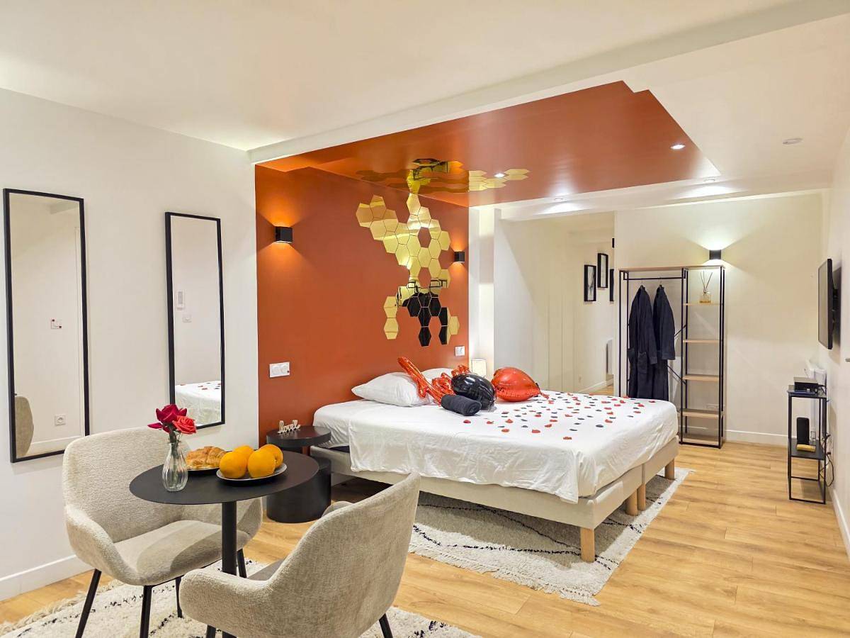 Appartement entier, One-Bedroom Apartment in Saint-Brieuc, Côte de Goëlo