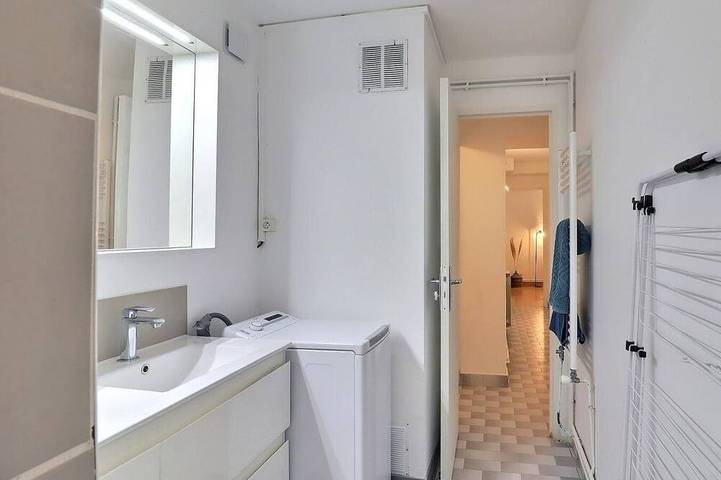 Entire apartment, Gîte Ballore and its beautiful swimming pool in Provence between Aix en Provence and Marseille in Simiane-Collongue, Mediterranean Coast (France)