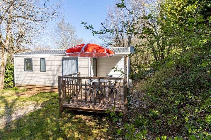 Camping pour 8 personnes, avec bassin pour enfant et jardin en Dordogne - 3