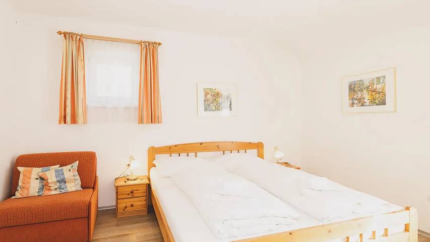 Ferienhaus für 12 Personen, mit Sauna und Balkon sowie Garten in Zell am See - 2