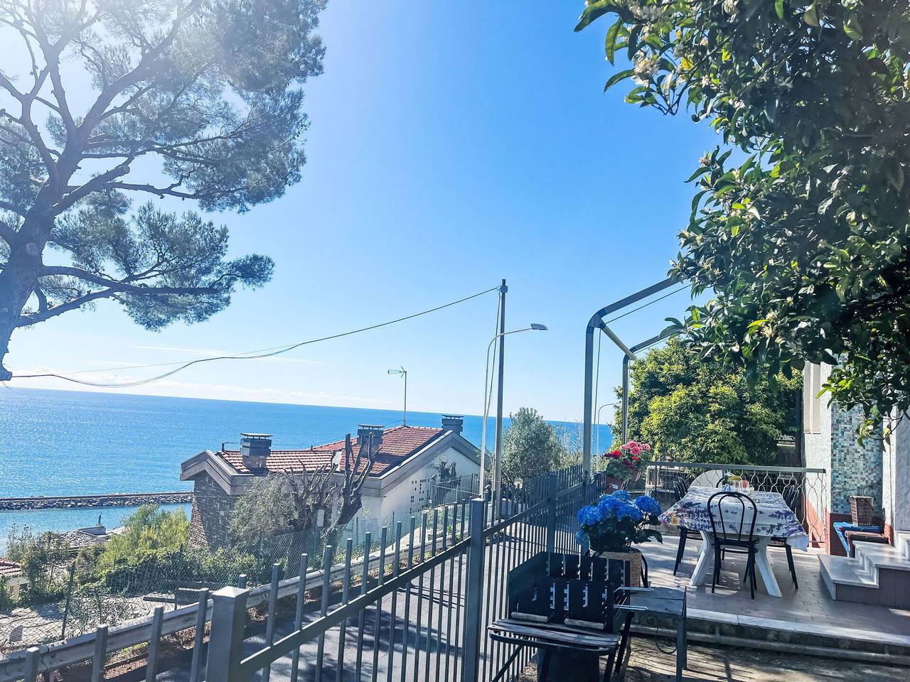 Alfreda (slr101) - Alfreda (slr101) 677.1 in San Lorenzo al Mare, Riviera di Ponente