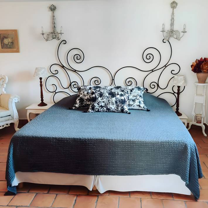 Chambre d’hôte pour 2 personnes, avec jardin et jacuzzi en Corse - 2