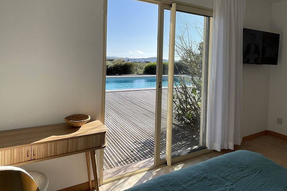 Chambre d’hôte avec vue mer et piscine in Grosseto-Prugna, Golfe D'Ajaccio
