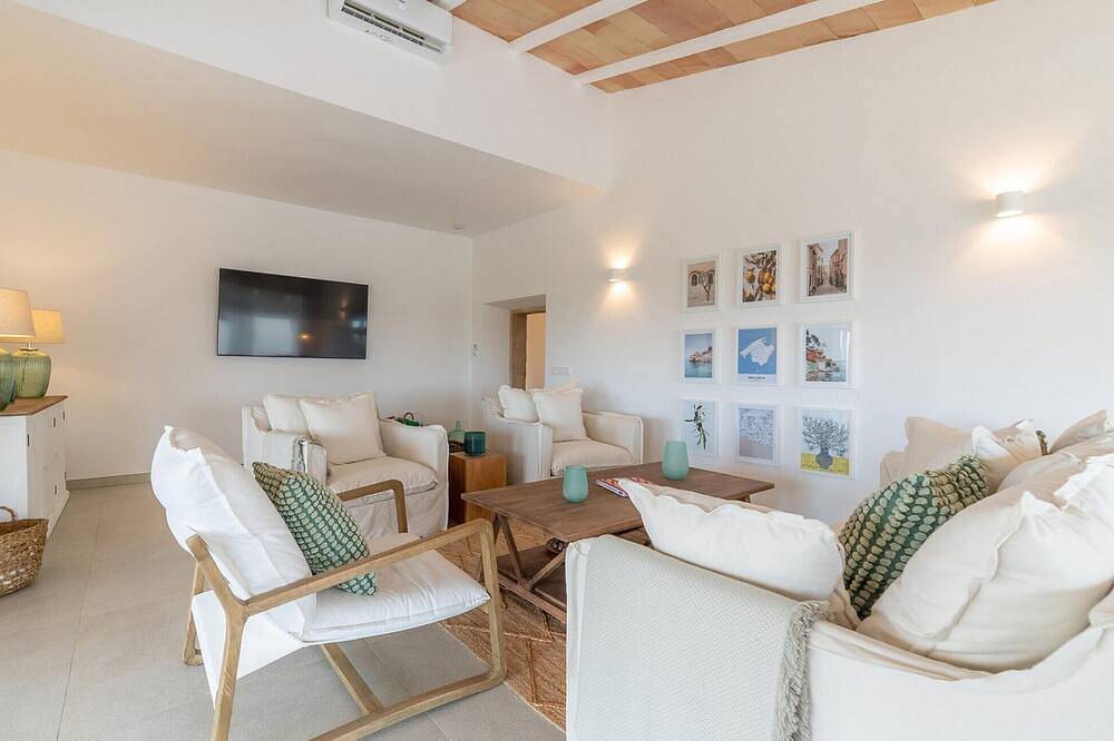 Acogedora casa en Ariany con piscina privada, puede ser interior o exterior. in Ariany, Interior de Mallorca