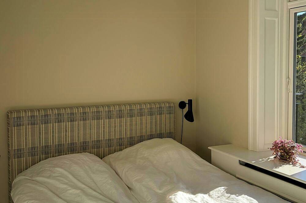 Ganze Wohnung, Renovierte Wohnung mit Balkon in Frederiksberg in Frederiksberg, Kopenhagen