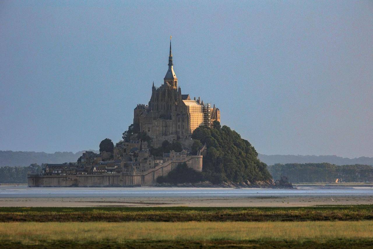 Entre Mont St Michel et Merveille in Vains, Baie du Mont-Saint-Michel